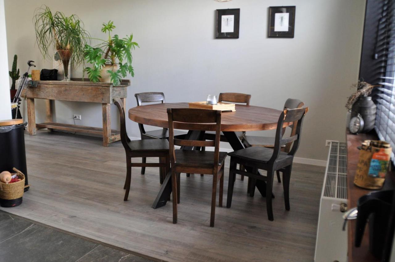 Huis Nummer 7 Met Sauna En 3 Slaapkamers Leeuwarden Bagian luar foto