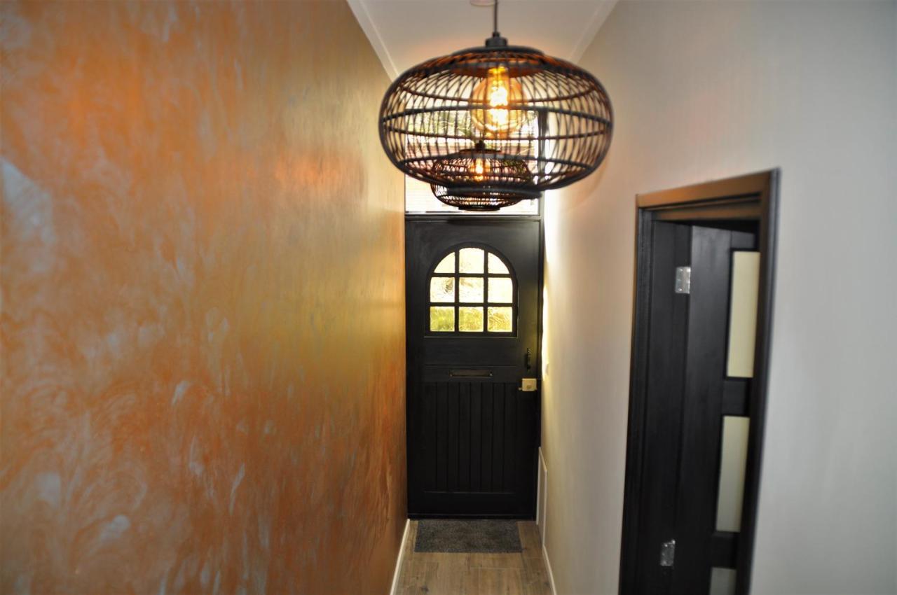 Huis Nummer 7 Met Sauna En 3 Slaapkamers Leeuwarden Bagian luar foto